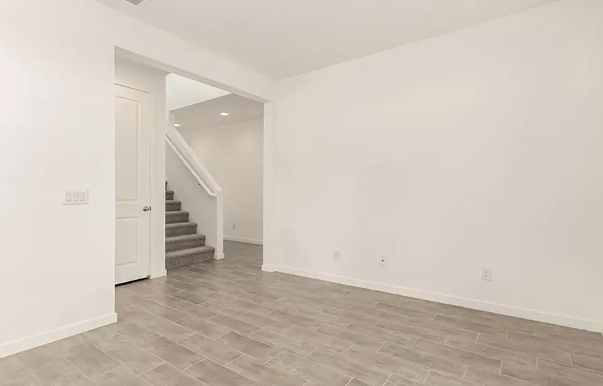 12392 W Parkway Ln Flex2