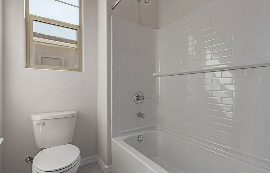 Richmond American Alamar 12022 W Marguerite Ave Bath3