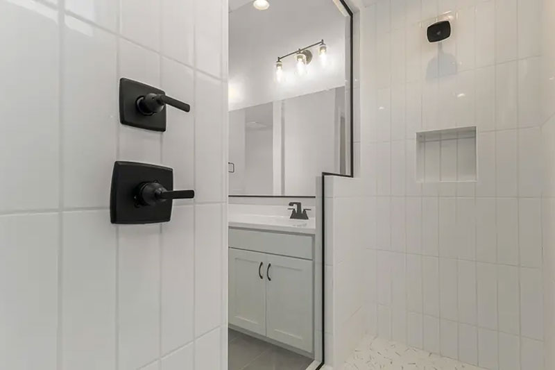 12010 W Marguerite Ave Bath3