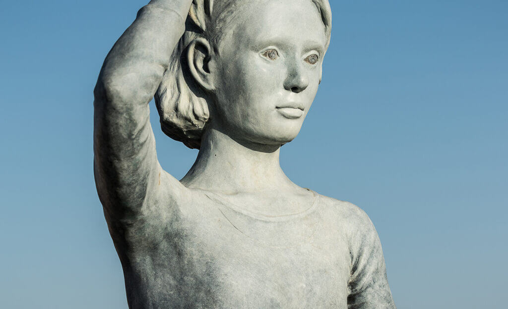 Moonbeam Patch and Park Sculpture in Alamar Community Avondale, AZ