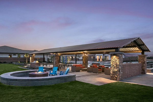 Moonbeam Patch and Park in Evening in Alamar Community Avondale, AZ