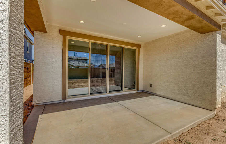 12361 W Parkway Ln Patio