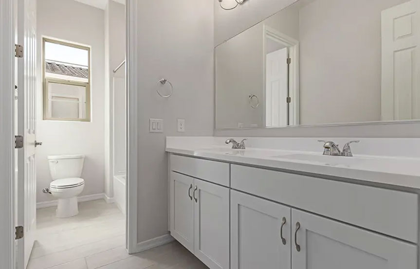 Richmond American Alamar 12022 W Marguerite Ave Bath2