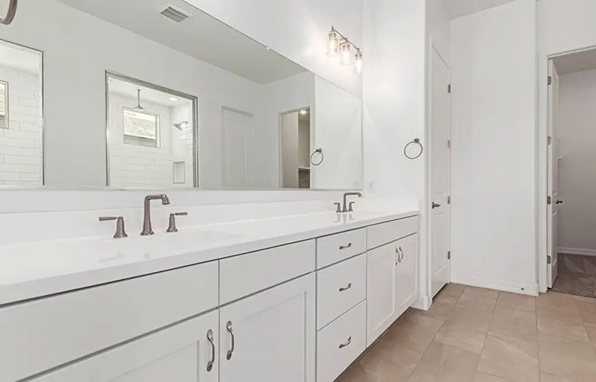 Richmond American Alamar 12012 W Parkway Ln Bath