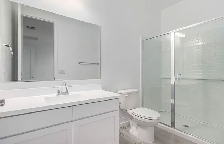 Richmond American Alamar 12322 W Marguerite Ave Bath3