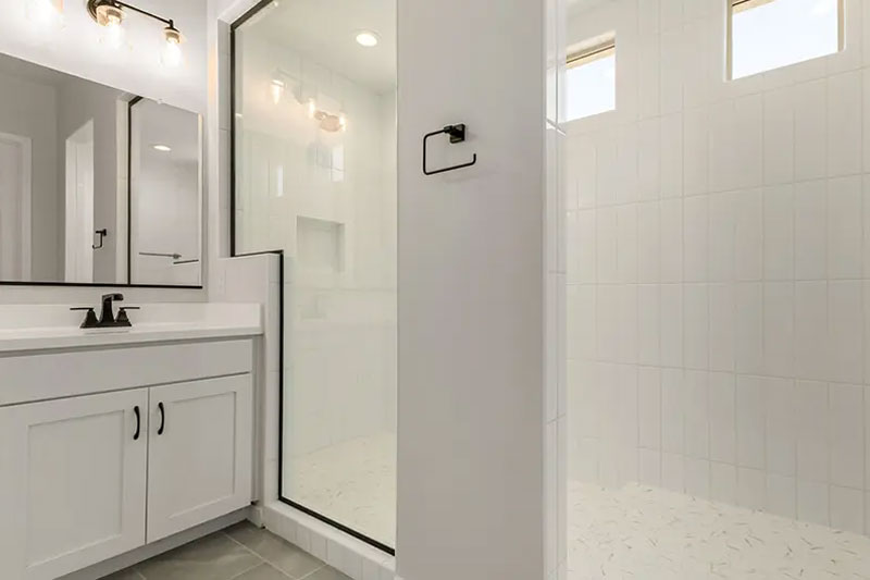 12010 W Marguerite Ave Bath2