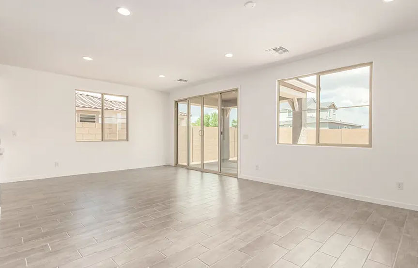 12392 W Parkway Ln Living