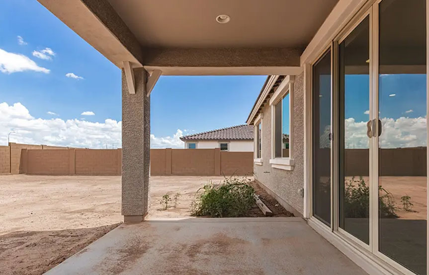 12392 W Parkway Ln Patio