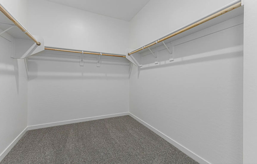 12361 W Parkway Ln Closet