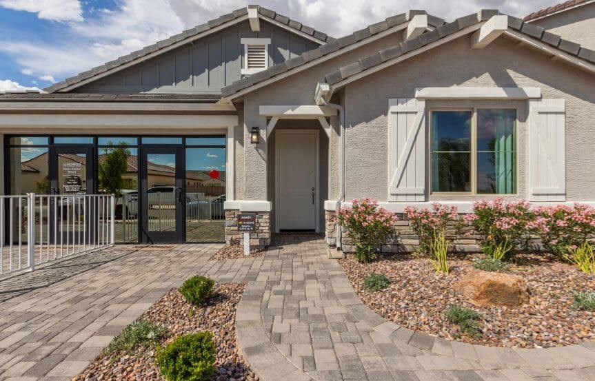 Richmond American Alamar Agatep922 Front Street View