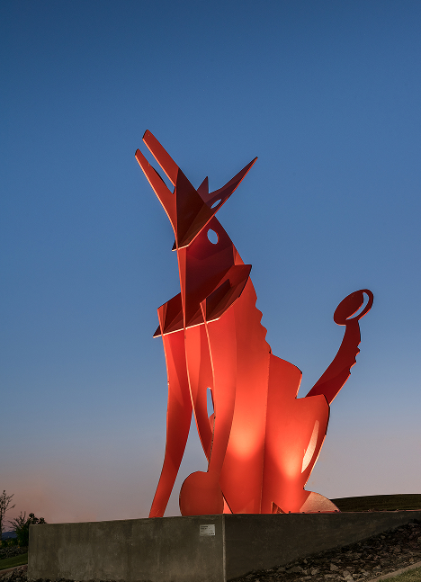 Statue of coyote