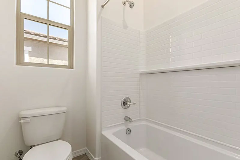 12006 W Marguerite Ave Bath4