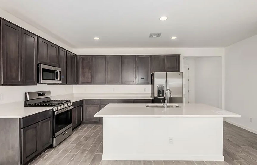 12360 W Parkway Ln Kitchen