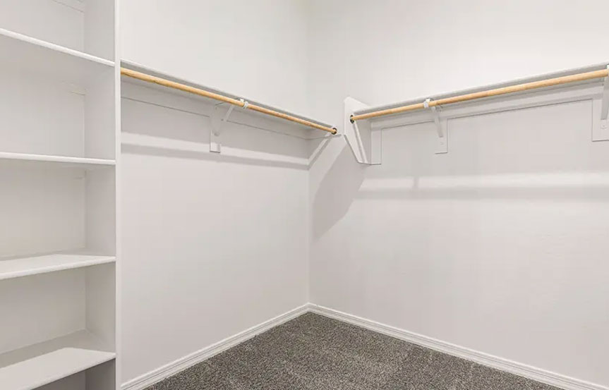 11954 W Marguerite Ave Closet