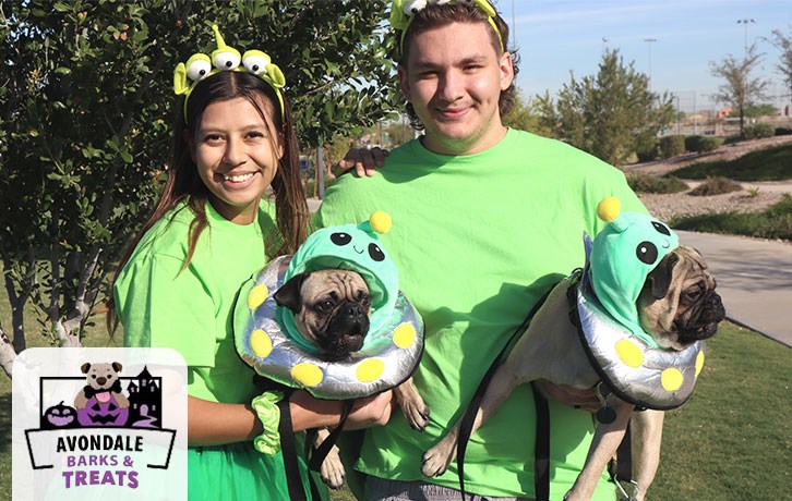 Barks & Treats Logo